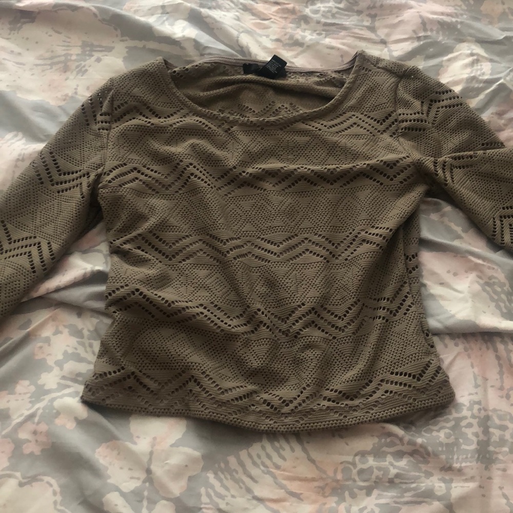 Long sleeve crop top